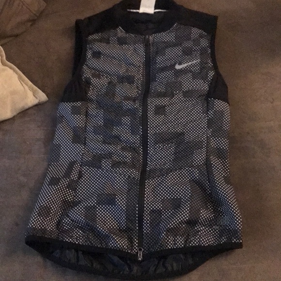 Nike Jackets & Blazers - Nike , vest